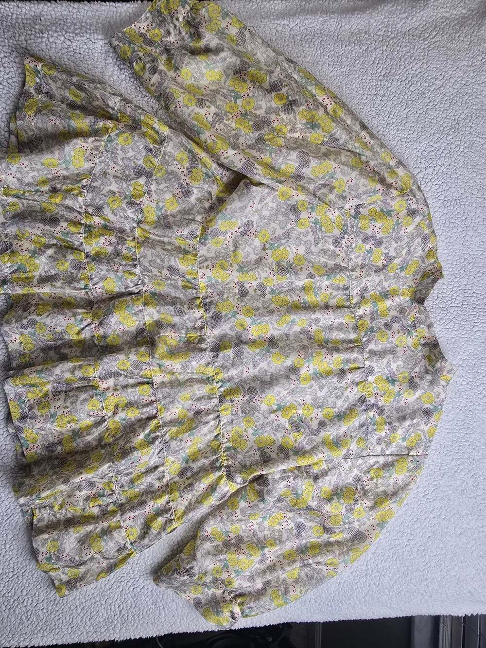 Johnny Was Silk Tiered Floral Button-Down Blouse Top Yellow Size L - Picture 7 of 8